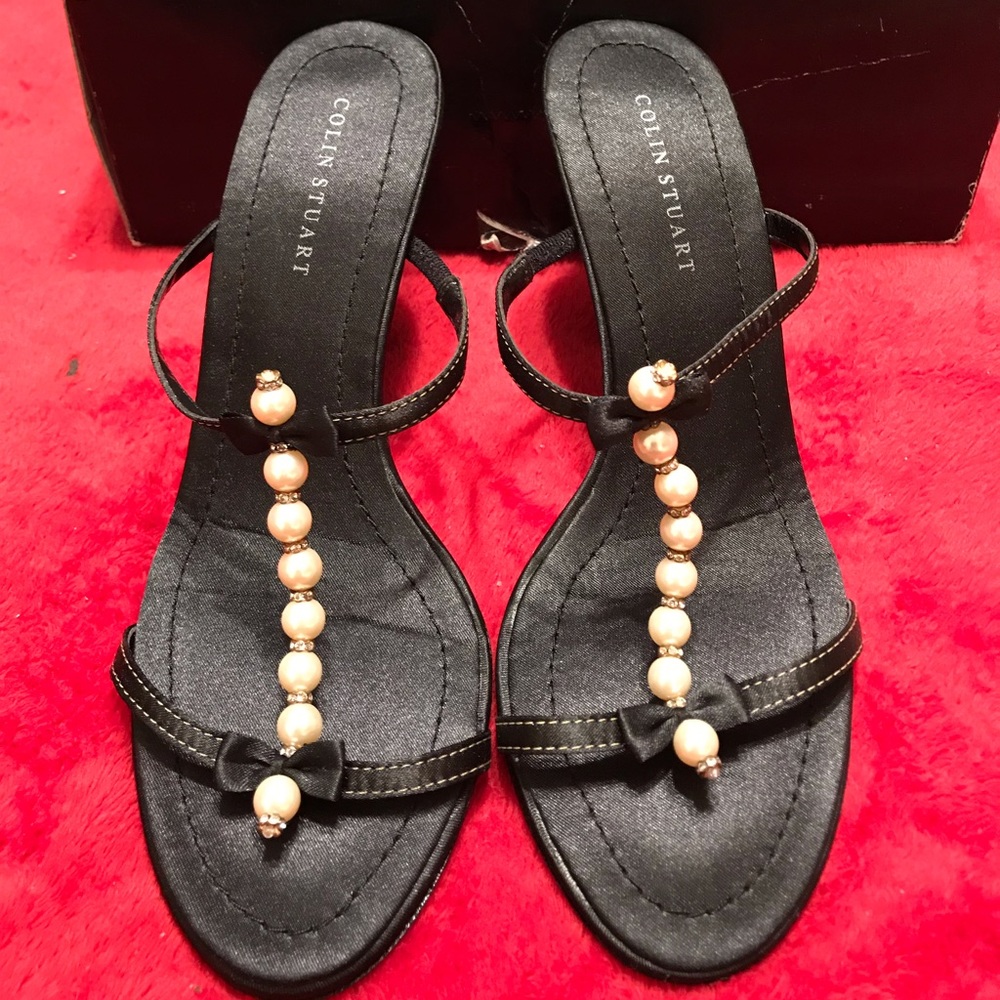 Victoria’s Secret Pearl T-Strap Black Sandal 7.5